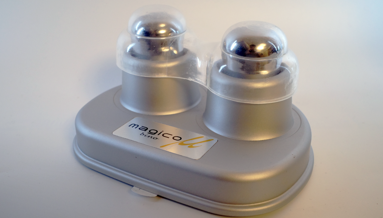 マッサージ店に行かなくなった「magico μ bino+quattro セット シルバー」